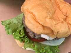 -BURGER BRO'S