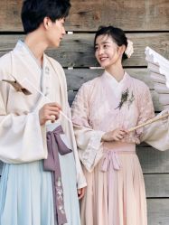 -易摄影婚纱摄影工作室