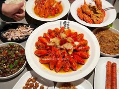 -龙巢盱眙龙虾·牛蛙·烧烤宵夜(八卦岭店)