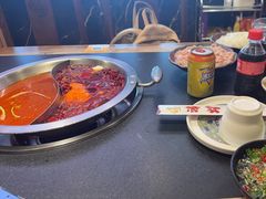 -沸炉重庆老火锅(军事博物馆店)