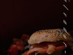 三文鱼菠菜三明治-萨尔瓦多Salvador's