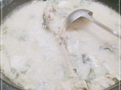 -香山湖家家宴(中山陵店)