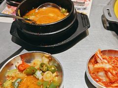 -GOGIYA·咕叽吖韩国传统烤肉店(东方新天地店)