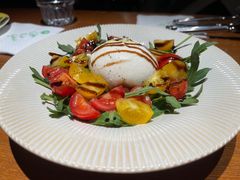 -JINNS锦时 steak&pizza(浸信会礼拜堂旧址店)