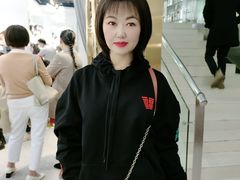 -LAQUEEN 时尚健康假发(万象城总店)