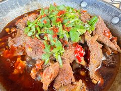 -大众跷脚牛肉馆·非遗传承单位(峨眉山店)