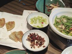 -鸽子侯·家宴·平价海鲜(绿地店)