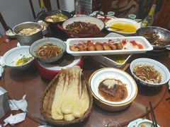 -六合居·明厨亮灶餐厅(成双大道店)