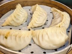 全家福蒸饺-大龙汤包