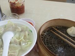 -珊珊小笼馆(仙霞路店)