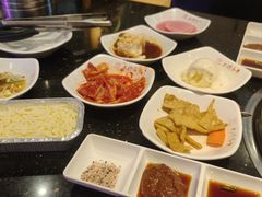 -木槿花韩式炭烤·熟成肉工坊(孙文东路店)