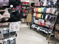 -优衣库(青岛伟东乐客城店)