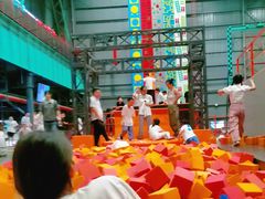 -极限PLAY运动娱乐新世界·团建派对潮玩休闲馆·室内蹦极高空游乐园