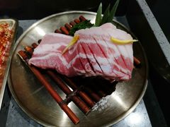 猪五花厚切-西塔老太太泥炉烤肉(双井店)