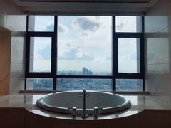 -中山利和希尔顿酒店