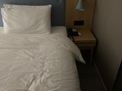 -如家酒店·neo(青岛李村地铁站乐客城京口路店)
