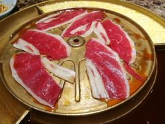 -猪啊牛呀羊啊铜盘烤肉(正大广场店)