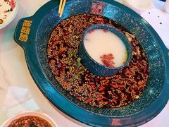 -渔香岛美蛙鱼头火锅(威清路店)