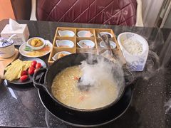 -飞虎过桥米线(翠湖店)