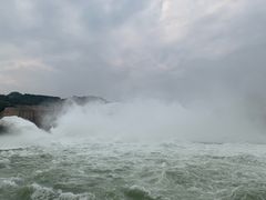 -黄河小浪底水利枢纽风景区
