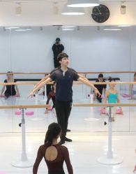 -柏姿舞蹈工作室