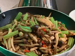 -小菜园新徽菜(青岛市南万象城店)