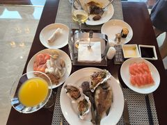 -南湖名都·景湖轩全日制餐厅·海鲜自助·东南亚风味·临湖而食
