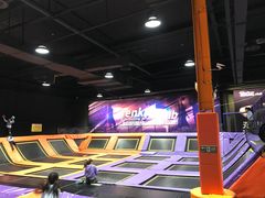 -Tenker Club弹刻极限主题公园 · 蹦床 · 团建 · 生日派对(大关店)