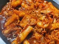 炒年糕-姜虎东白丁烤肉(恒隆广场店)