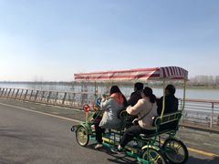 -南京眼步行桥