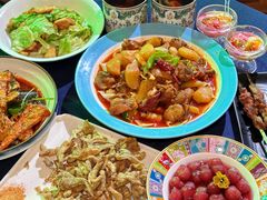 -伊带伊路新疆美食府(呼家楼店)
