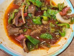 -白阿婆过油肉拌面·大盘鸡