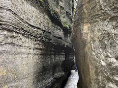 -梭布垭石林景区