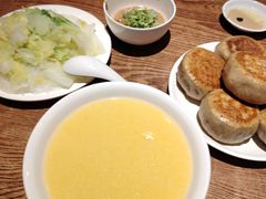 -清真吴记门钉肉饼·喜多利