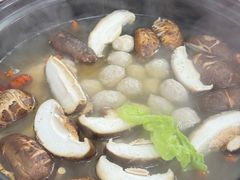 -花苑美食横琴生蚝火锅(拱北粤华路店)