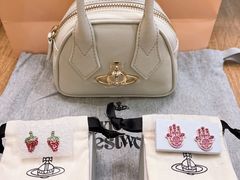 -Vivienne Westwood(上海来福士广场店)