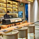 想要尝试正宗日本料理吗？南海大道有一家超级受欢迎的炭火烧居酒