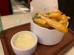 -阿妮叶李(光谷世界城店)