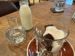 -ROAST coffee & eatery