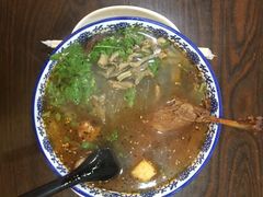 -叶新小吃店(来凤小区总店)