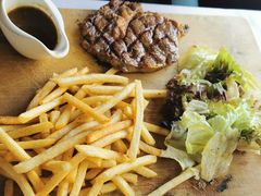 -火车头法国西餐厅