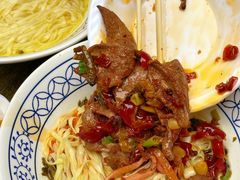 -李与白包子铺(桐梓林店)