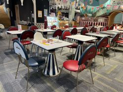 -奈尔宝·儿童乐园·亲子餐厅(星河湾店)