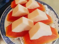 木瓜奶冻-广信牛奶甜品世家(台东店)