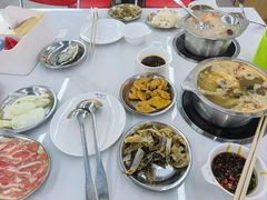 -锅儿欢海鲜火锅烤肉自助餐(东港凯虹店)