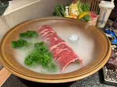 -三出山火锅(南京万象天地店)