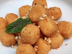 -大树餐厅(红旗街万达店)