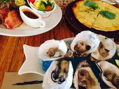 -Bamboo Bar & Grill Restaurant