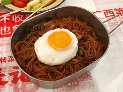 -老表记广西宵夜螺蛳鸭脚煲(东盟店)