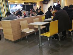 -麦当劳(新世纪环球中心店)